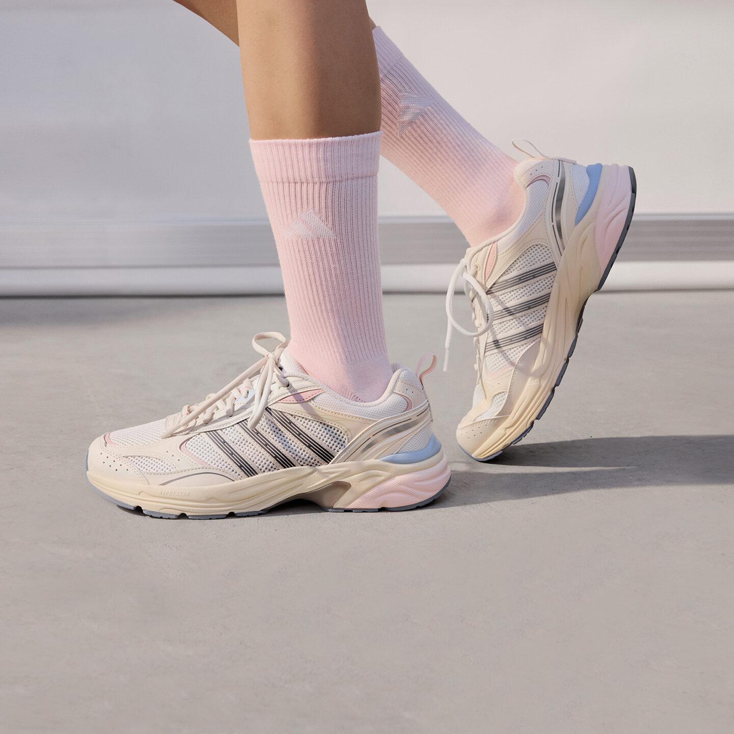 Adidas NEON FLUX Breathable Support Rebound Running Shoes Women s Beig 36