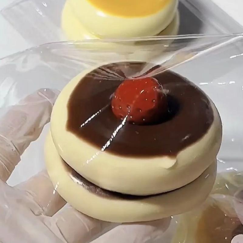 Creative Simulated Souffle Pancake Squishy Toy Soft Slow Rising Cute Relief Stress Toy Children Gift