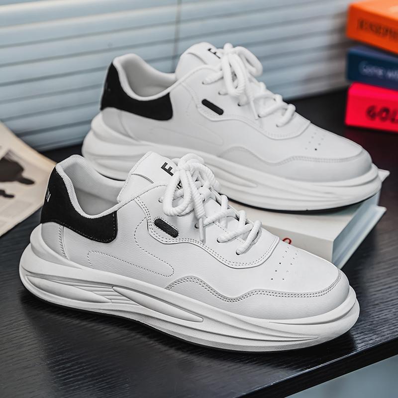 Men 's Casual Four Seasons Fashion Skateboarding Students Comfortable Sneakers Boys Trending Soft Sole Breathable Shoes