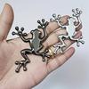 3D Metal Frog-shaped Car Sticker: Fun Car Badge for Trunk, Fender and Door Decoration & Modification Accessories
