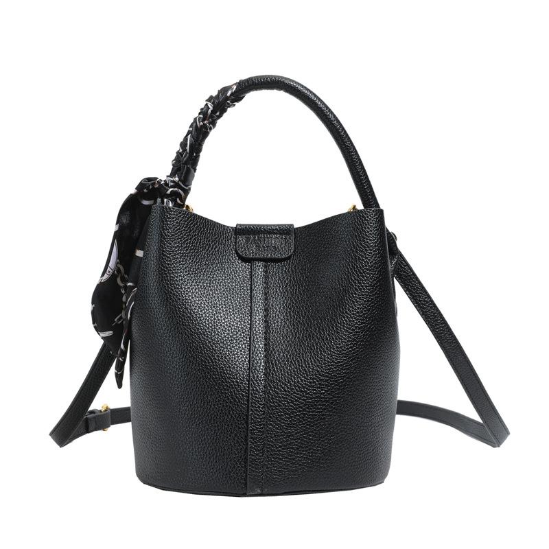 Fashion handbag, foreign style bucket bag, women's spring new textured shoulder bag, foreign style popular messenger bag