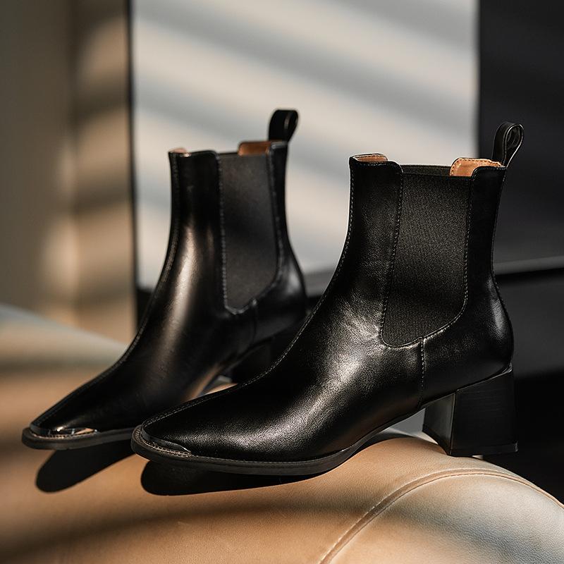 

Reddish-brown square head thick heel Chelsea boots cigarette tube short boots women s locomotive boots thin boots autumn 35 чёрный
