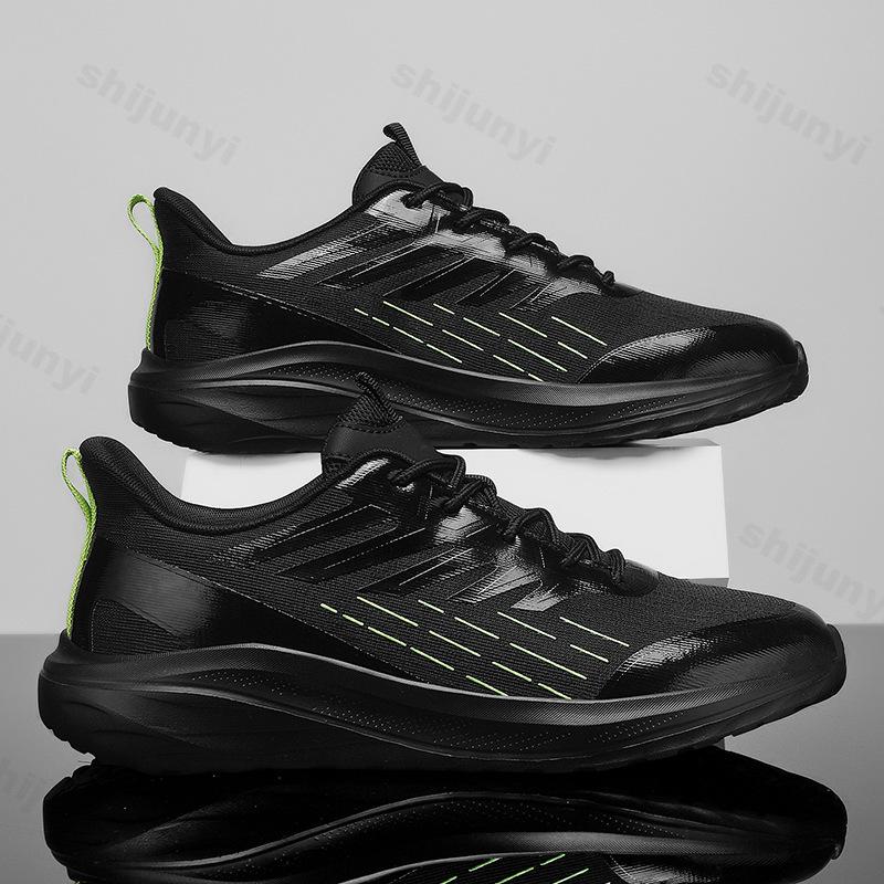 

Fashion 2025 Summer Style Comfortable Soft Soled Men s Casual Shoes Fashion Trend Mesh Breathable Lightweight Non slip Lace-up Sneakers 39 чёрный