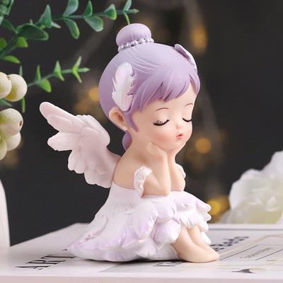 Dívčí figurka realistické kreslené mini auto Ornament Socha anděla Home Decor