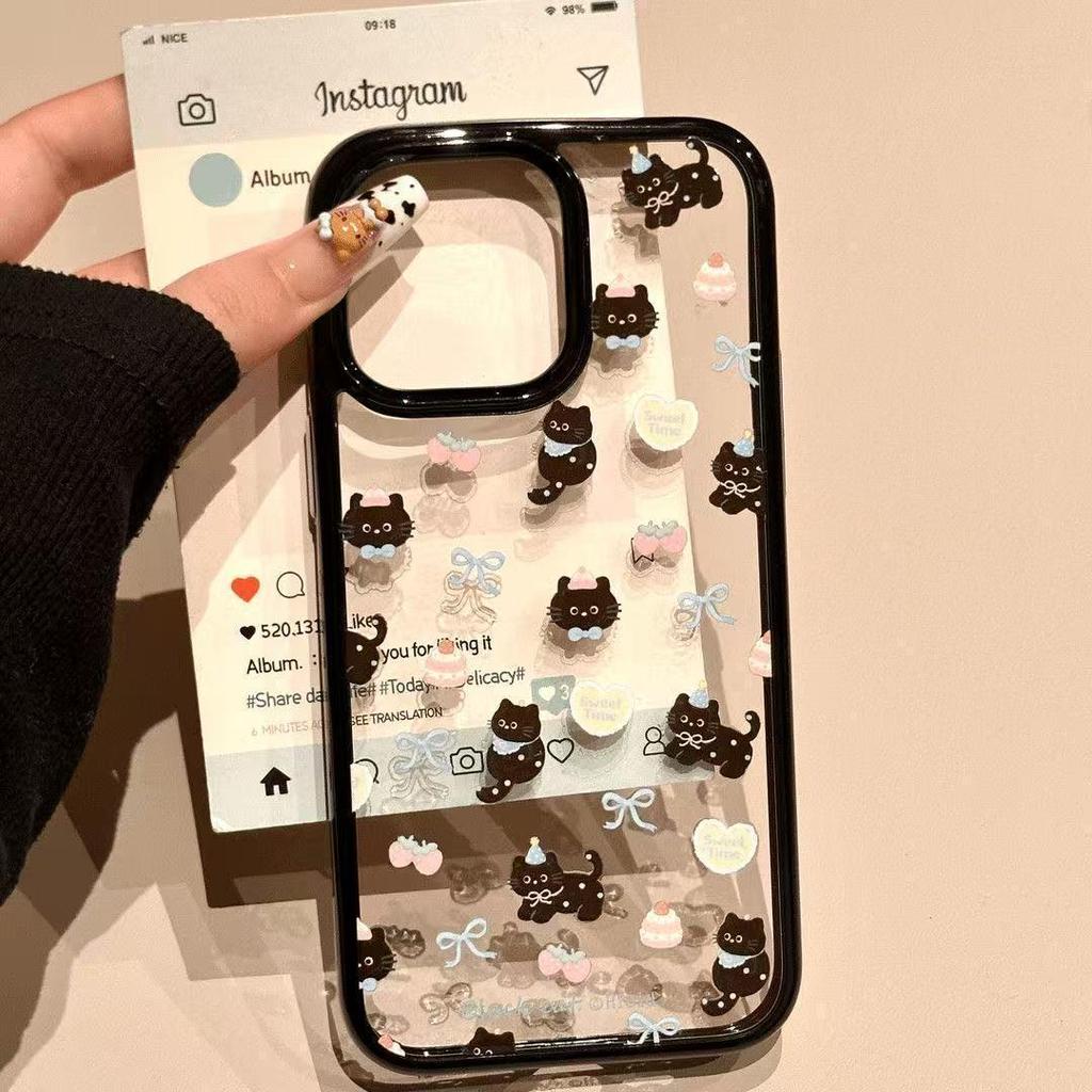 Love Heart Black Cat Phone Case – Black Frame, Drop-Proof Hard Shell for Apple iPhone 15 To 17 Pro/Pro Max.