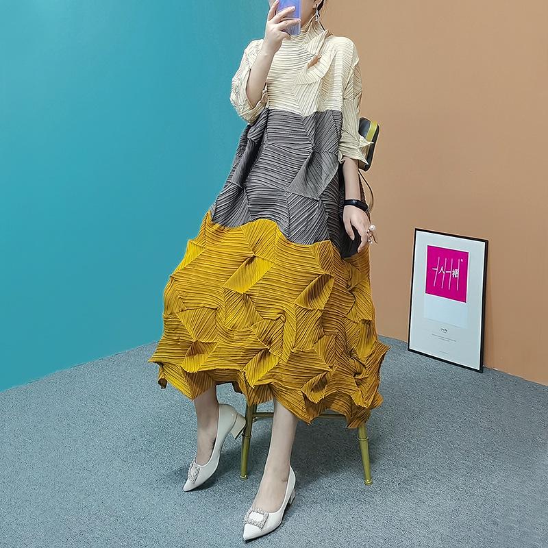 

Плиссированное платье макси Miyake с ромбовидным цветовым блоком, Весна 2025 [Готовый товар] One Size жёлтый