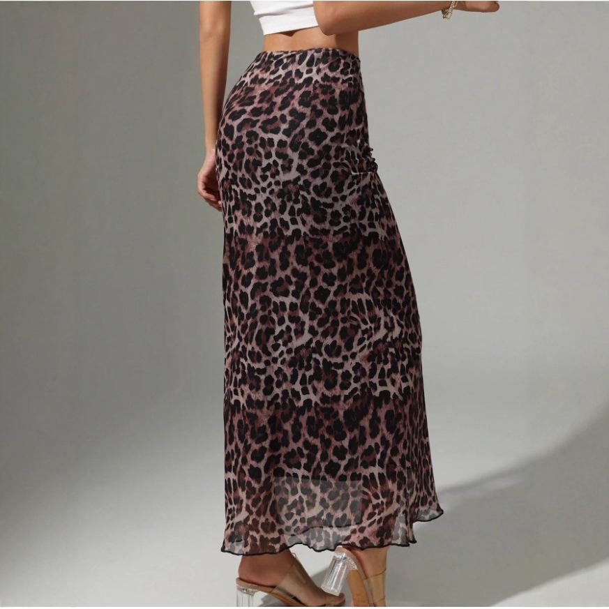 2025 Spring/Summer Leopard Print High-Waisted Slimming Skirt