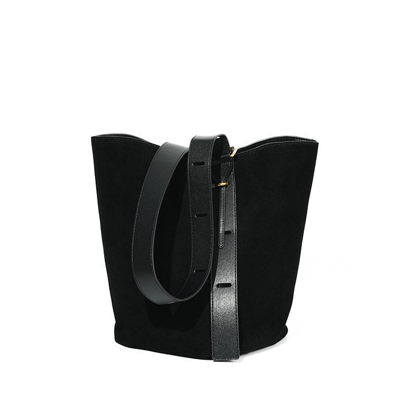 Autumn and Winter Lazy Wind Frosted Leather One-shoulder Messenger Women's Bag, Niche High-end Sense Large-capacity Suede Bucket