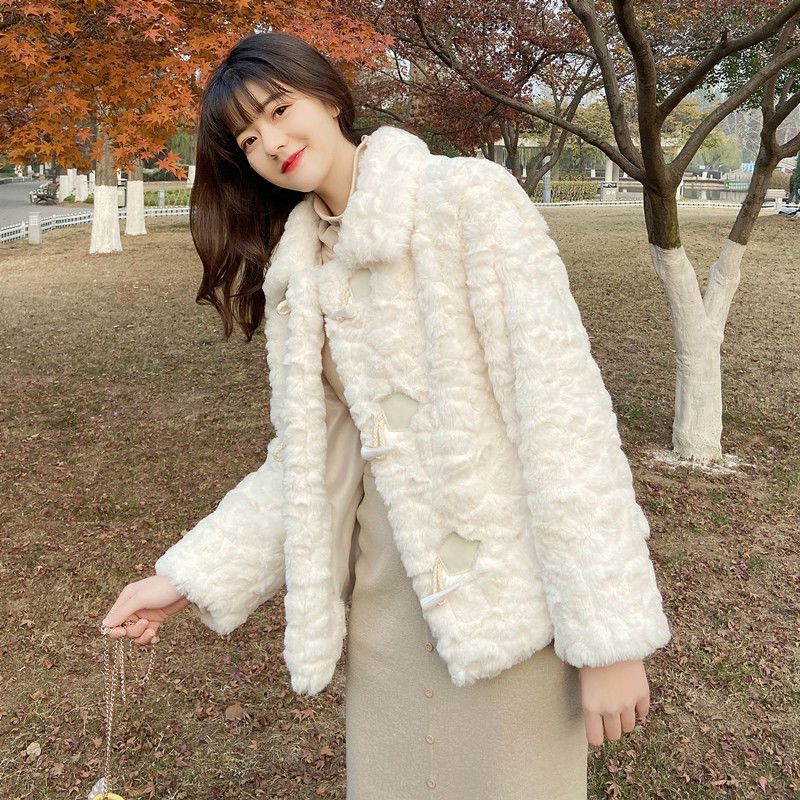 Plush horn buckle imitation fur coat women's autumn and winter new gentle wind thickened thin top light