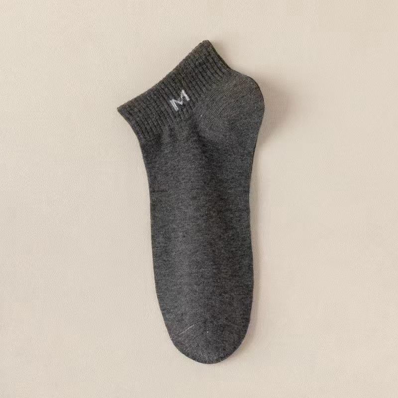 5 Pairs Woman Letter Patterned Short Socks Trendy Vertical Stripes Soft Comfortable Breathable Sweat Absorbing Casual Short Socks