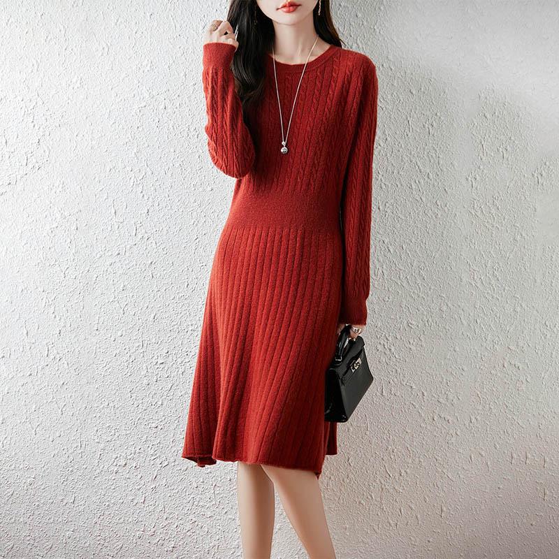 Women's Pure Wool Pleated Sweater Dress with Slimming Waist