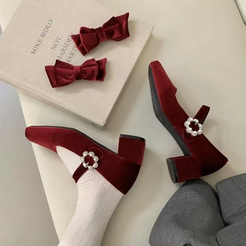 2025 Designer Velvet Butterfly-knot Shoes Women Fashion Elegant Party Wedding Shoes Women French square toe loafers