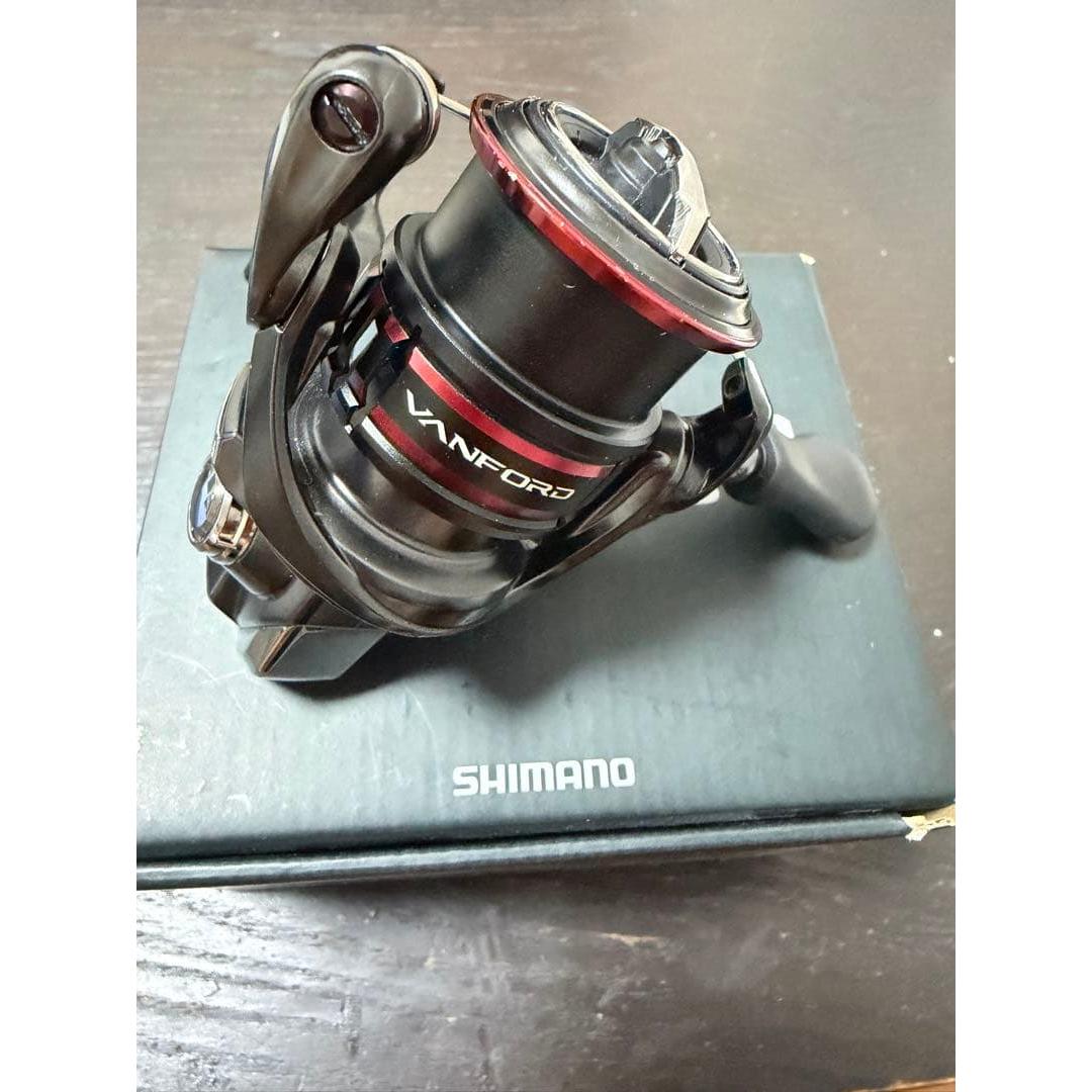 Used Shimano 20 Vanford C2000S bearing added handle knob new