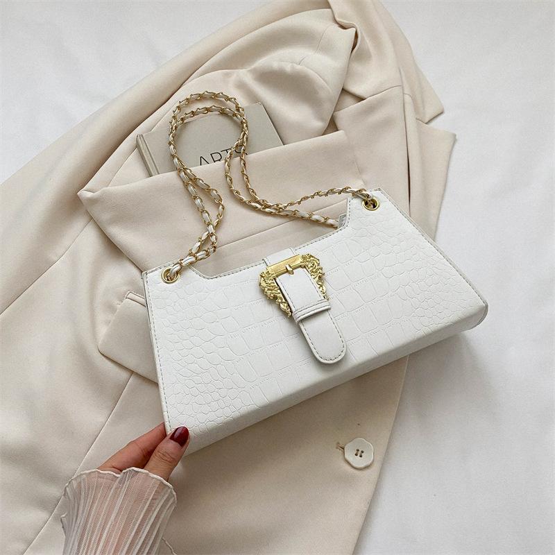 Chain trend bag women's summer new fashion simple shoulder bag casual trend messenger bag small square bag