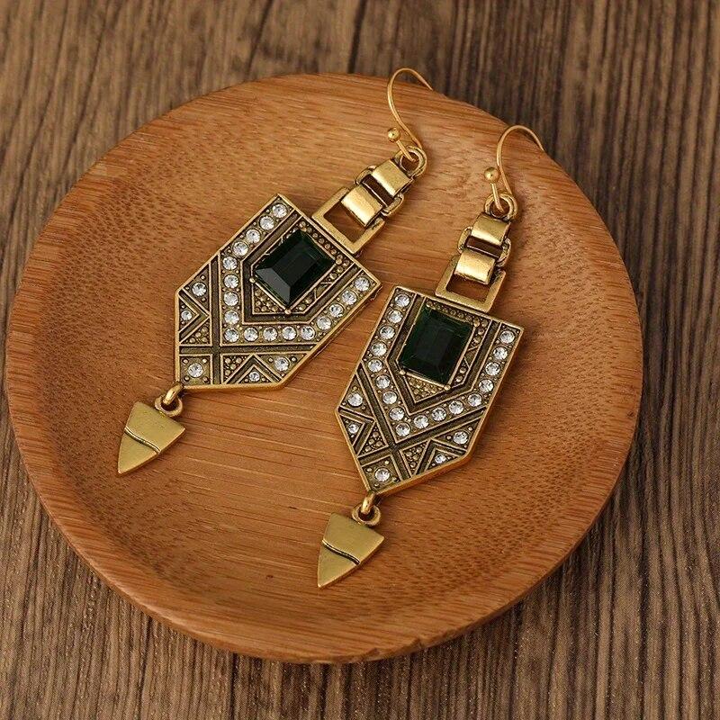 Fashion BOHO Green Glass Crystal Rhinestone Dangle Women Ancient Gold Color Wear Ear Band Long Tassel Earrings