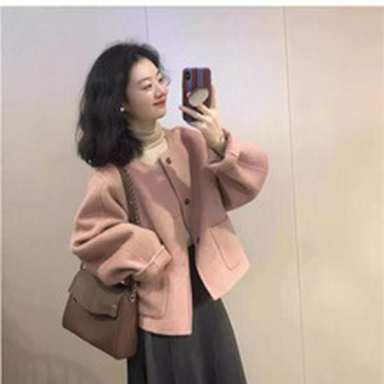 2024 Women's Plush Wool Coat: Short, Cozy, Loose Fit with Suit Collar for Autumn/Winter.