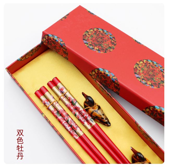 Gift Chopstick Business Gift Chinese Wooden Dragon-grain Wedding Gift Chopsticks Set Chopstick Holder Chopstick Rest Chop Sticks