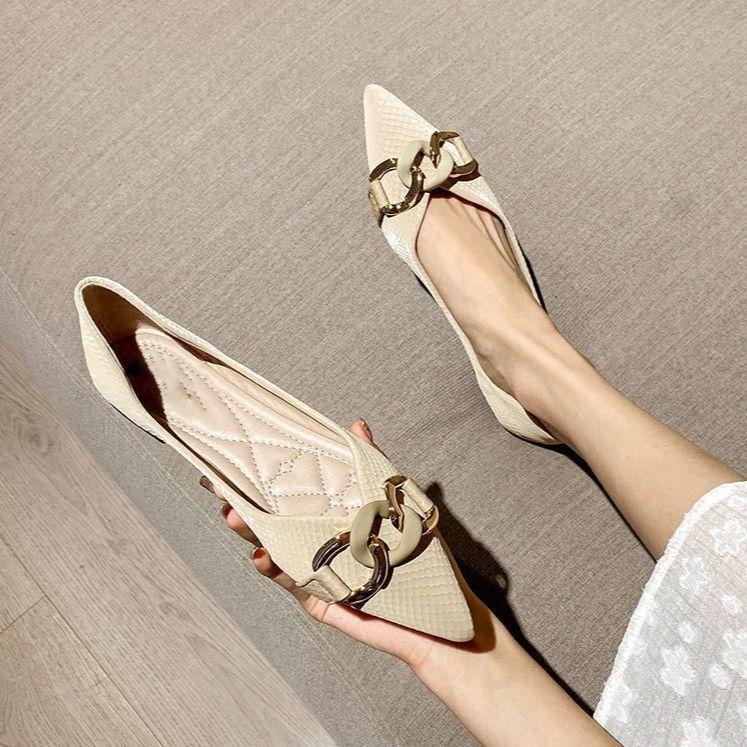 Style Ladies Flat Shoes With Breathable Pu Upper For Casual Daily Wear
