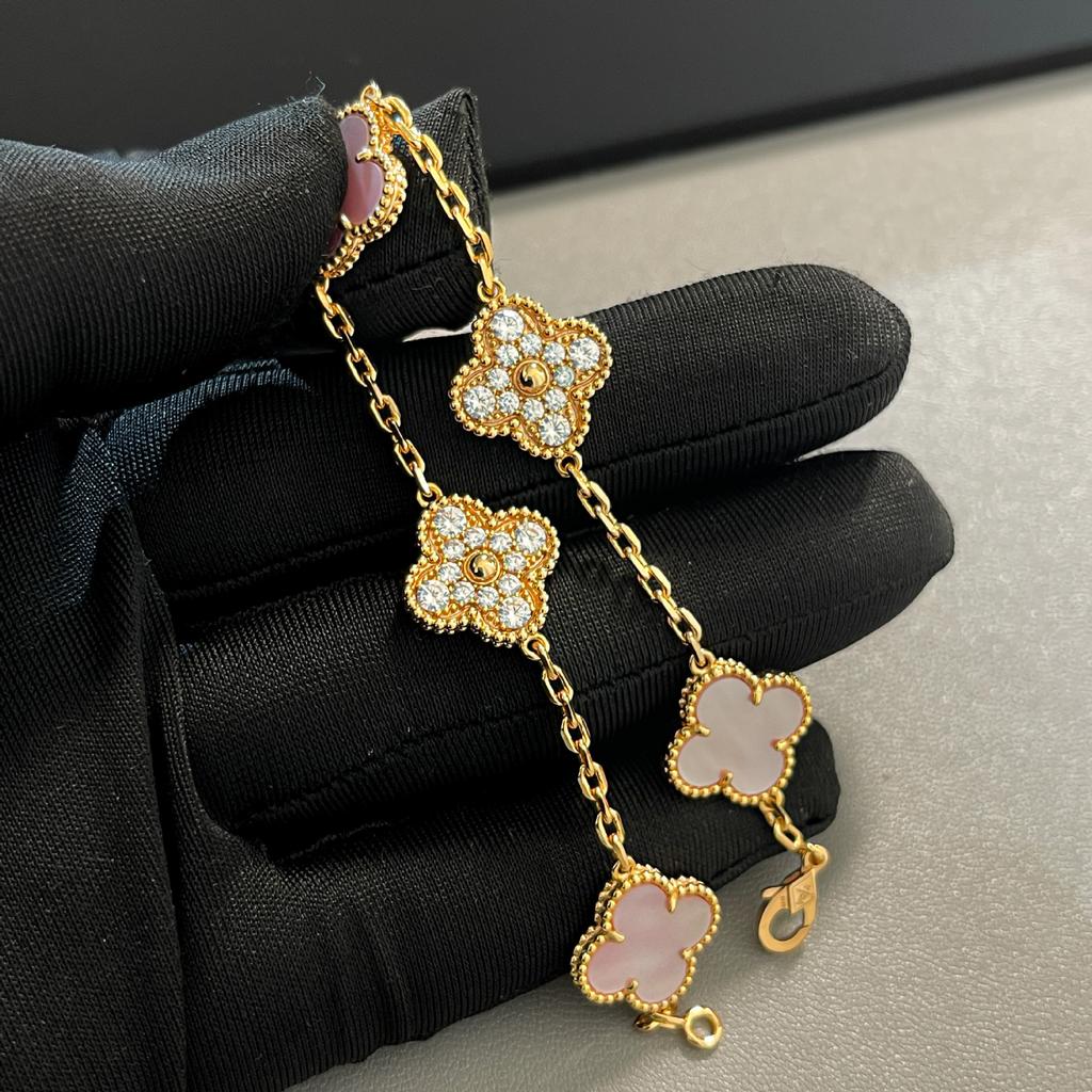 High-end Thin Flower Four-leaf Clover Five-flower Bracelet for Women, High-quality 18K Bracelet for Girlfriend's Birthday Gift