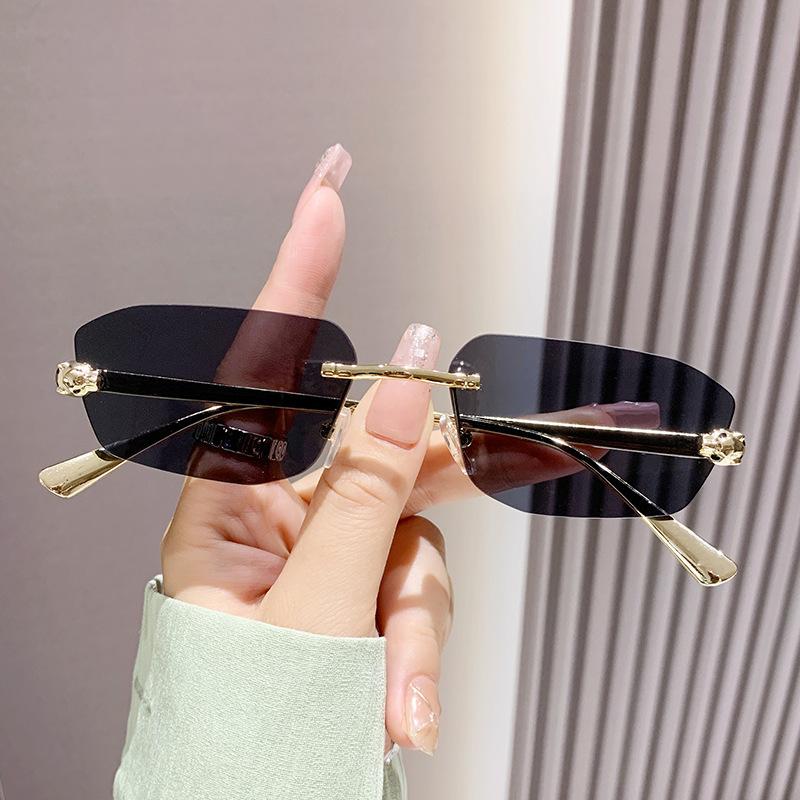 Rimless Square Fashion Sunglasses Woman Vintage Rimless Rectangle Sunglasses Women  New Luxury Brand Design Black Shades