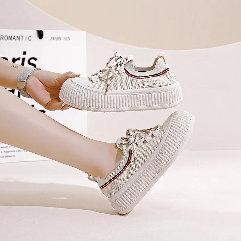 Fashion The New Canvas Shoes Women Student Running Platform Shoes High Quality Increase Sneakers Women Casual Sneakers  Zapatos De Mujer