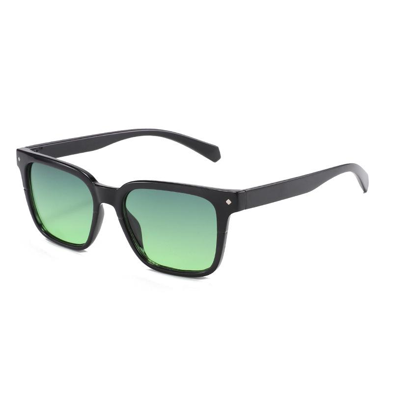 

Мужские квадратные солнцезащитные очки с заклепками UV400: Универсальная модная защита от солнца