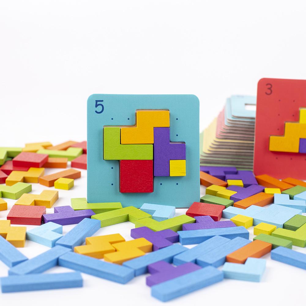 Douyin Style Quick-Build Puzzle: Educational Board Game for Child-Parent Interaction and Cognitive Development