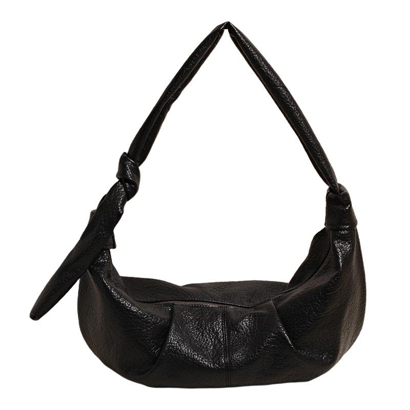 

Soft-faced pleated Korean lazy large-capacity dumpling bag women s 2025 new casual solid-color commuter shoulder messenger bag