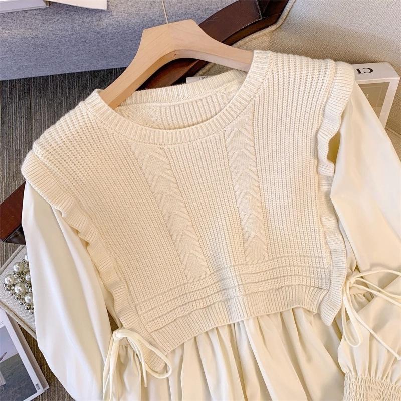 2024 Loose Fit Patchwork Knitted Sweater with Lotus Leaf Details