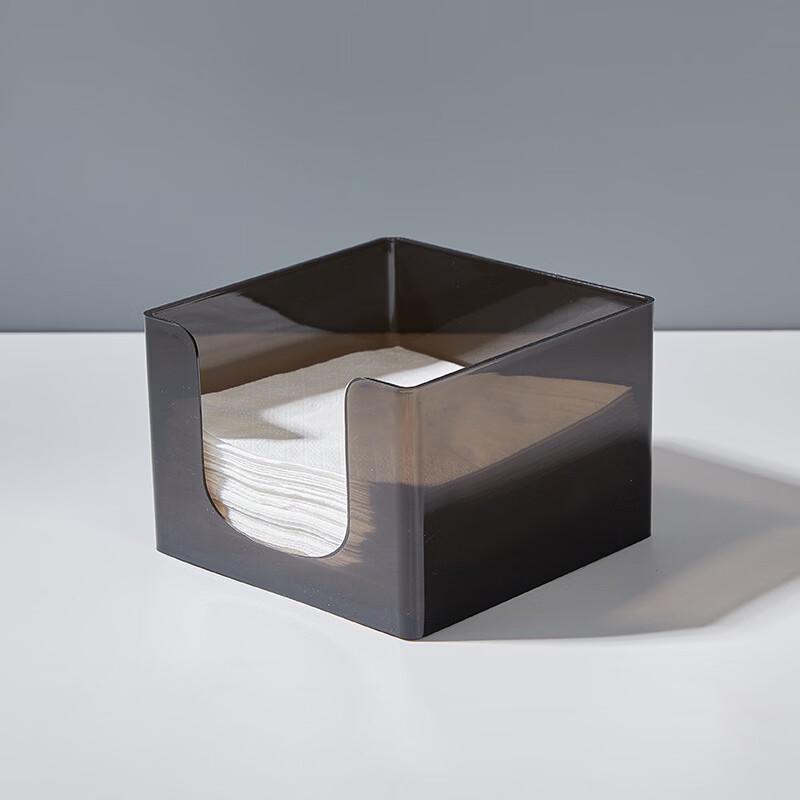

Charming Beauty Square Tissue Box