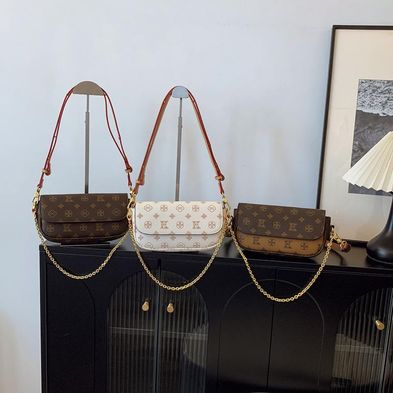 High-end fashion small square bag women's new retro printing versatile contrasting color chain shoulder bag oblique span bag