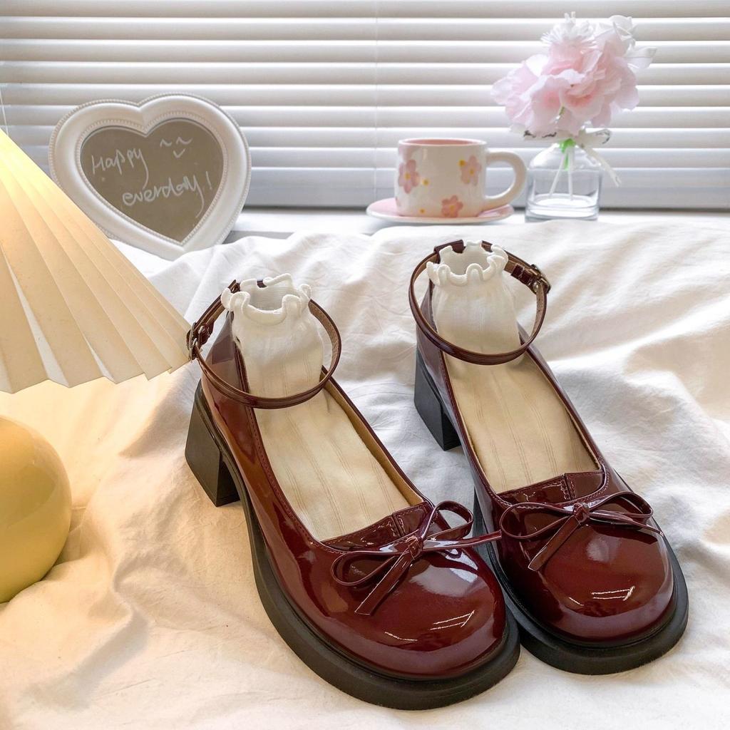 French retro red Mary Jane single shoes women's 2025 autumn new thick heel small leather shoes with skirt high heels