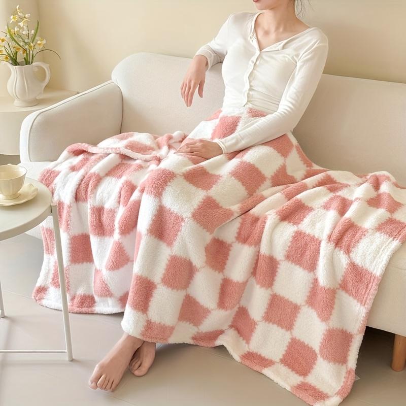 1pcs Soft Warm Checkerboard Flannel Taffeta Thickened Polyester Blanket  Nap Sofa Throw Gift Air Conditioner Decorative Blanket