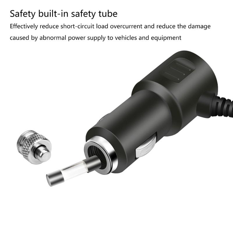120W Fahrzeug-Netzteil Auto-Ladestation Schnellladefunktion Typ C USB mit langem Kabel für Reisekomfort