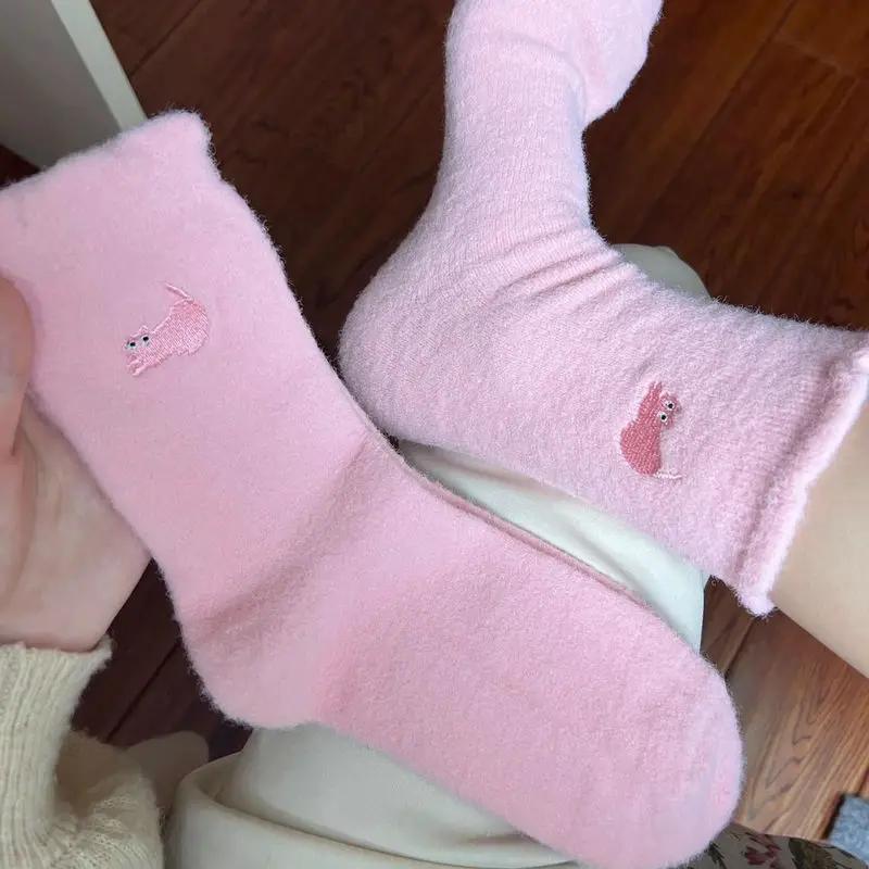 Women's Plush Sock Mink Fleece Socks For Women Autumn Winter Embroidery Cat Socks In Tube sock Thickened Sleeping Socks
