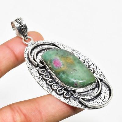 ყელსაბამები და გულსაკიდები – კულონები და გულსაკიდები