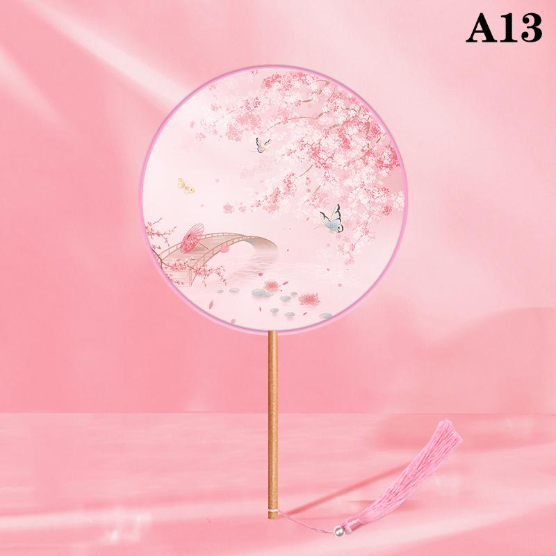 Chinesischer Runder Handfächer Vintage Druck Seidenfächer Antike Quaste Tanzhandfächer Cheongsam Tang Anzug Hochzeitsfeier Accessoires