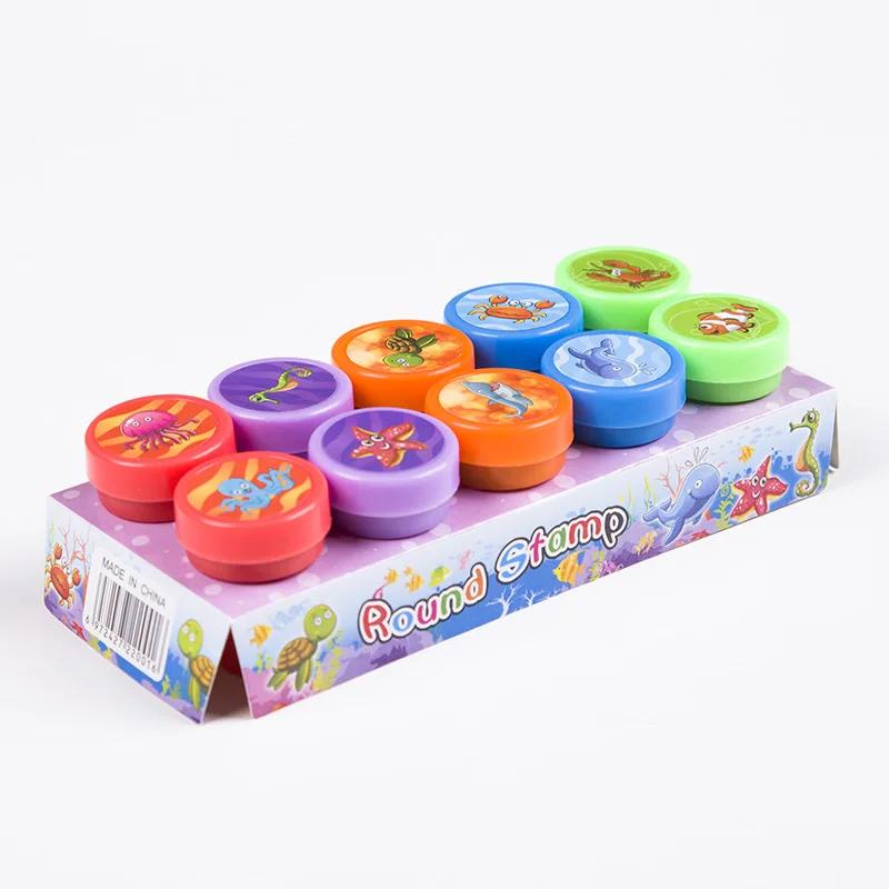 Non-Toxic 10Pcs Diy Toys Seal Animal Dinosaurs Stamps Toys Kids Birthday Cartoon Stamps Treat Children Party Favors School Award Children