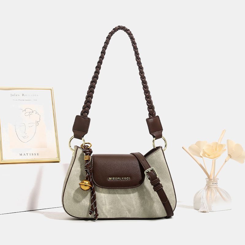 

Hong Kong Brand Light Luxury Niche Design Underarm Bag Women 2025 New Shoulder Bag Versitile Fashion Messenger Bag Green