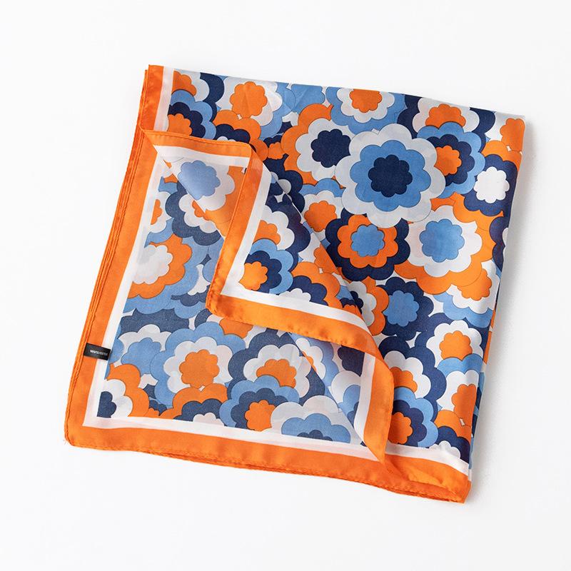 

Весенний маленький цветочный 70 маленький квадратный шарф женский высококачественный шарф модный принт для поездок на работу имитация шелкового шарфа 70cm*70cm