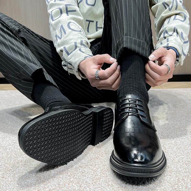 Spring and Autumn Men's Leather Shoes Wedding Groom Shoes British Suit Shoes Business Black Small Leather Shoes 19933-P