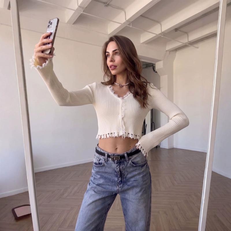 Women S Slim Fit V Neck Frayed Cropped Long Sleeve Knit Cardigan