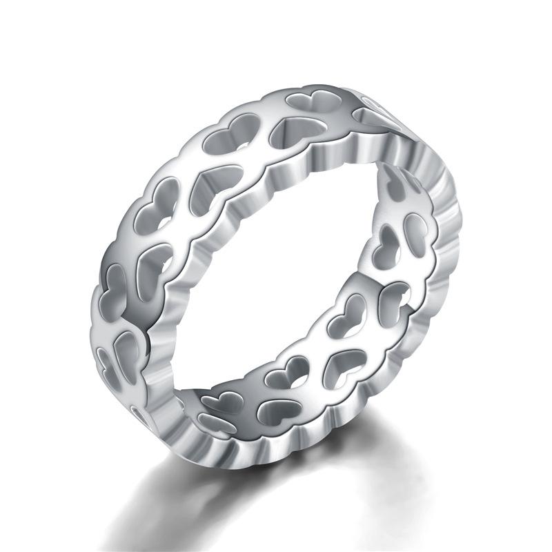 Light Luxury Style, Titanium Steel Ring, Heart-shaped Hollow, Stainless Steel Couple Ring, Fashion Ring Ring.