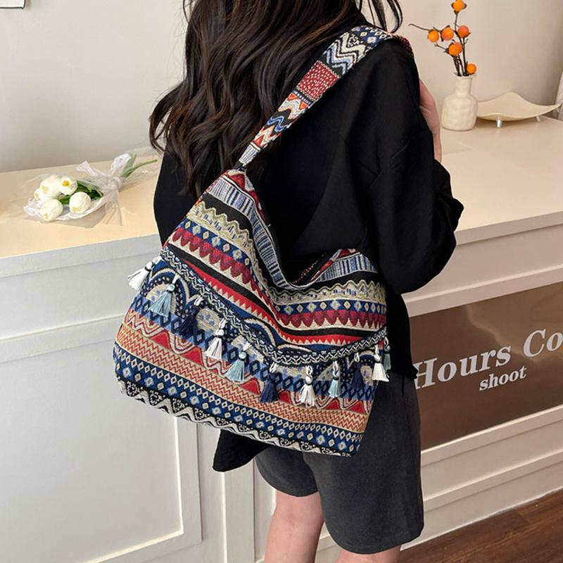 Vintage Women's Bag Tassel Ethnic Handwoven Crossbody for Lady Bag Hippie Sling Shoulder Bags for Ladies Handbag