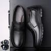 2025 Frühling und Herbst Neue Herren Leder Business Casual Lederschuhe Herren Mittleren Alters Papa Schuhe Rindsleder Schuhe 2019