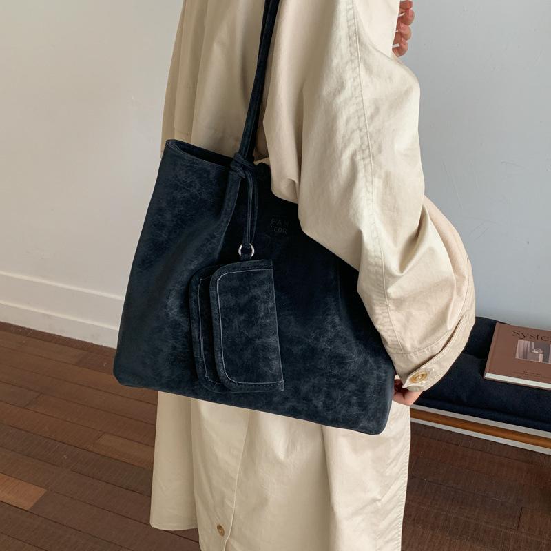 Autumn and Winter Retro Lazy Style Shoulder Bag Fashionable Large-Capacity Commuter Shoulder Bag Shopper Tote