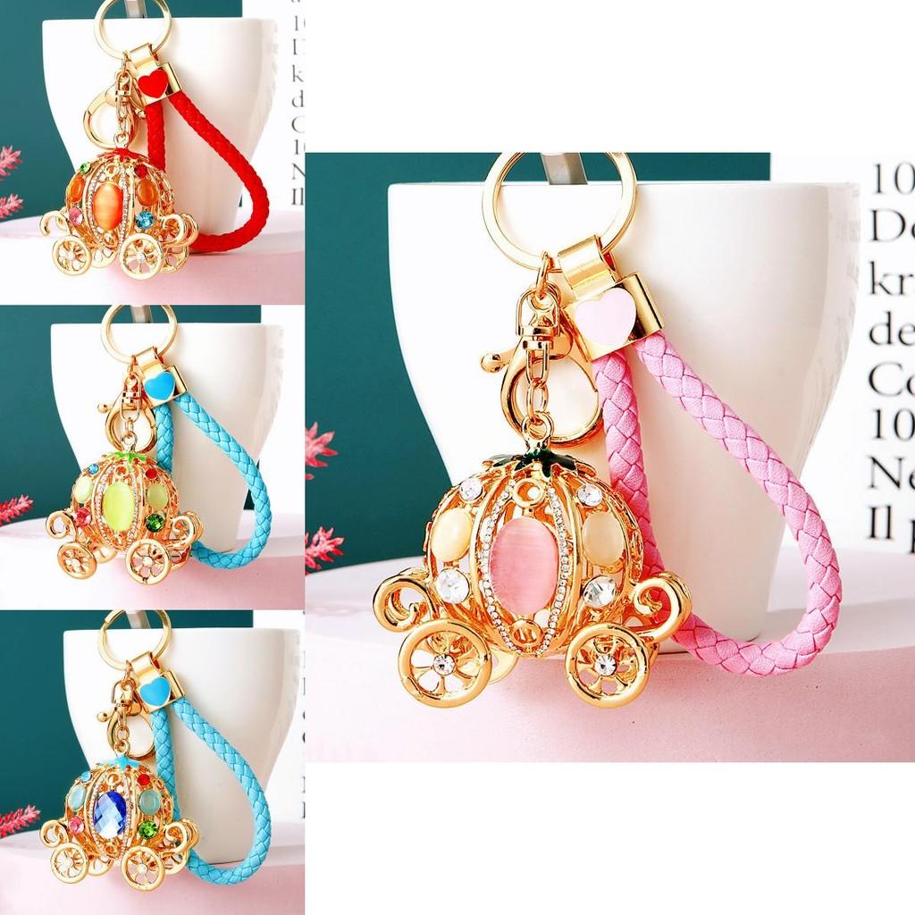 Elegant Cinderella Pumpkin Car Charm Keychain Accessory For Women With Metallic Finish And Colorful Ropes Ideal For Gifts And Special Occasions