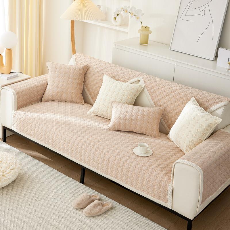 Универсальная диванная подушка на все времена года — фото 3