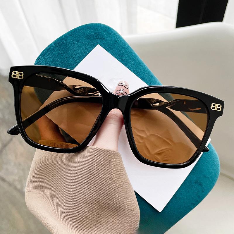 

Женские солнцезащитные очки в большой квадратной оправе, доступные, роскошные, трансграничные модные, уникальные, известные в Интернете солнцезащитные очки