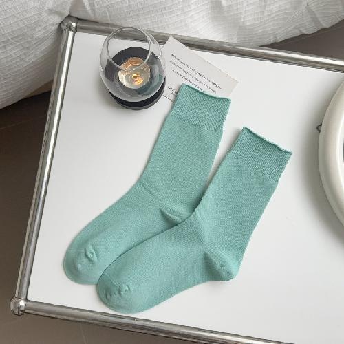 Simple Colored Women Socks Casual Breathable Ladies Korean Socks Plain Soft Daily Female Crew Socks Trendy Solid Color 2026 New